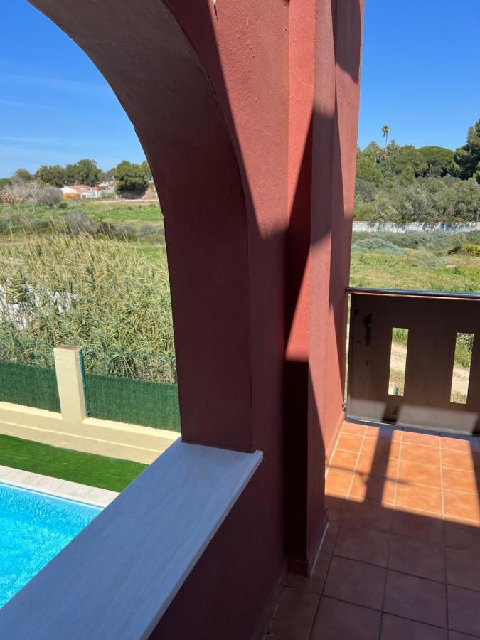 チクラナ・デ・ラ・フロンテーラ Casa Piscina Playa Barrosa Delfin 6ヴィラ エクステリア 写真